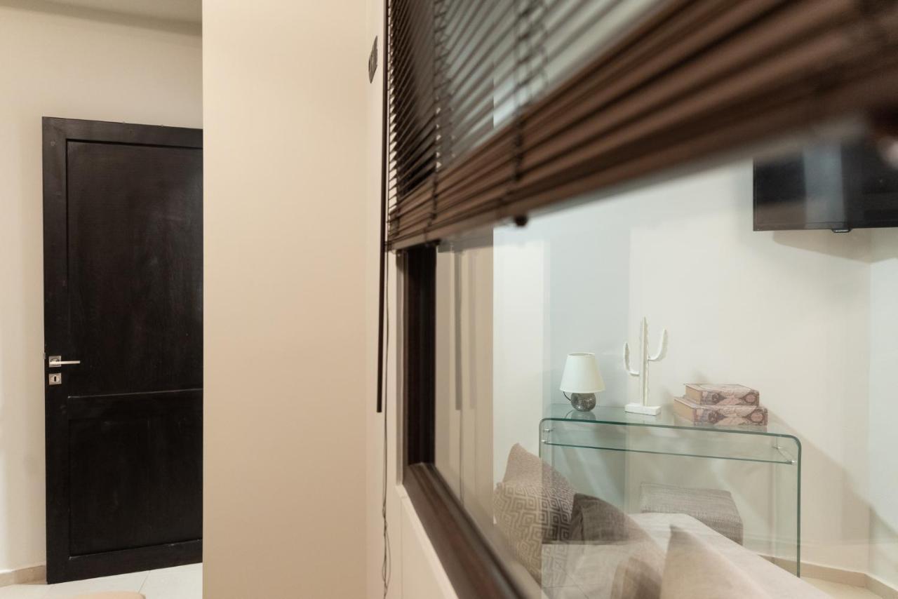 Pasiphae Lux Apartment Downtown 이라클리온 외부 사진